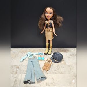 Vintage 2001 Bratz Doll Xpress It Meygan With Accessories Collectible Figure Toy